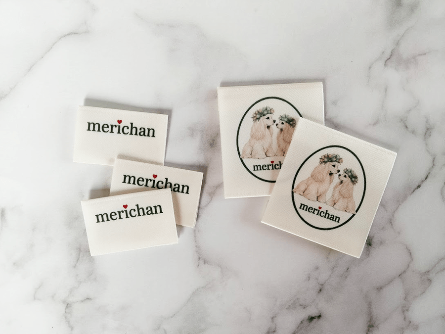 （PN-286）DOG WEARを作成している【KK】さまオーダーのサテンネームタグ２種類